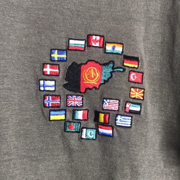 Anvil dark olive tshirt with different country flags on it size medium - Picture 3 of 6